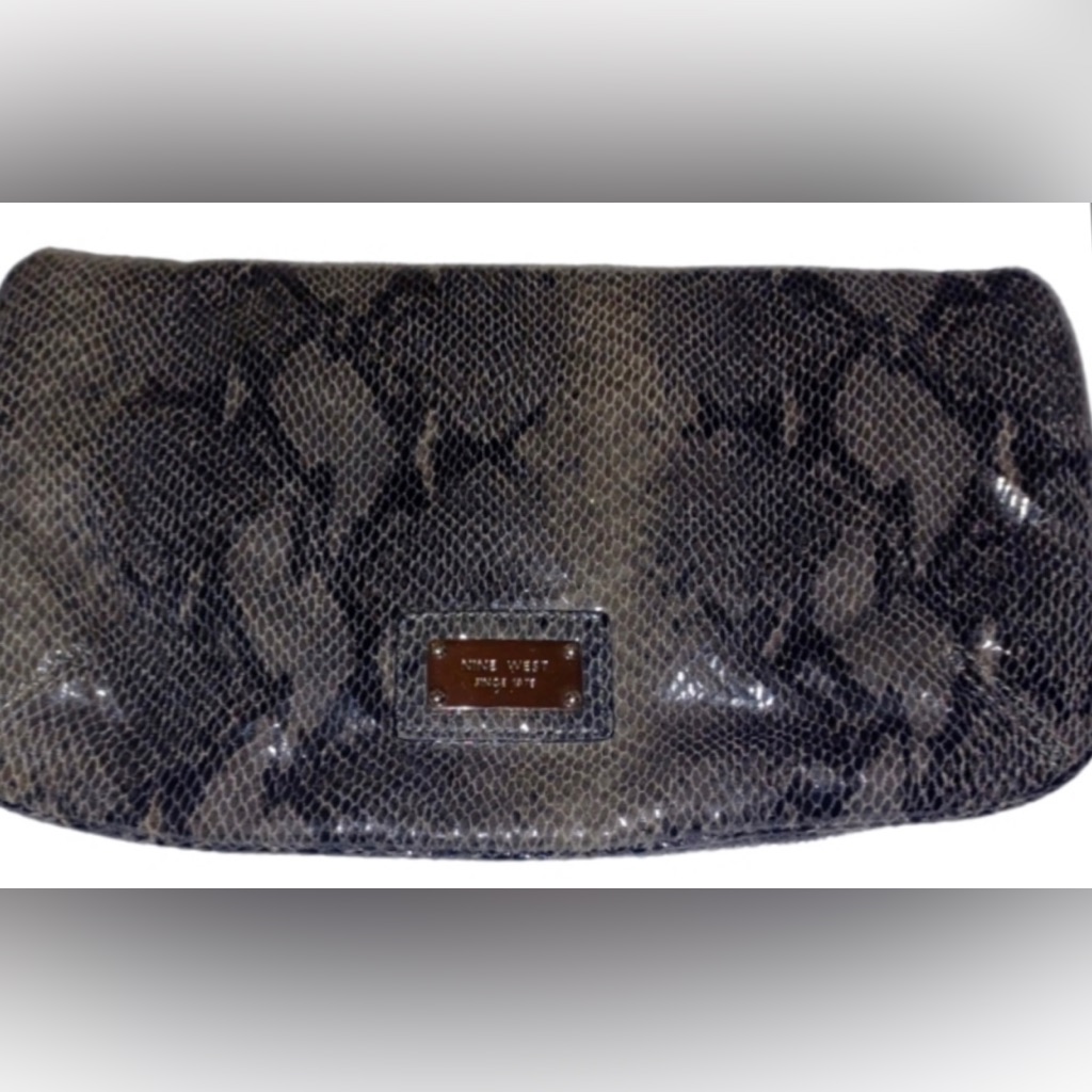 Euc Nine West Python Pattern Clutch Bag